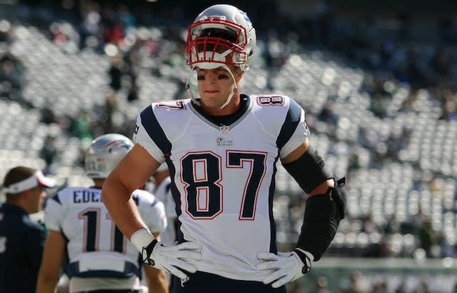 Patriots’ Tight Ends: Free agent priorities in 2017