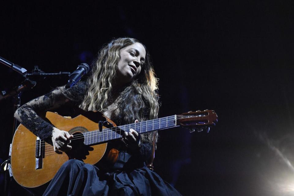 La cantante mexicana Natalia Lafourcade llevará su música por dos noches al Hollywood Bowl.