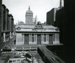 Grand Central Terminal from park avenue looking north, Taken before 1960. (Courtesy of MTA/Metro-North Railroad)