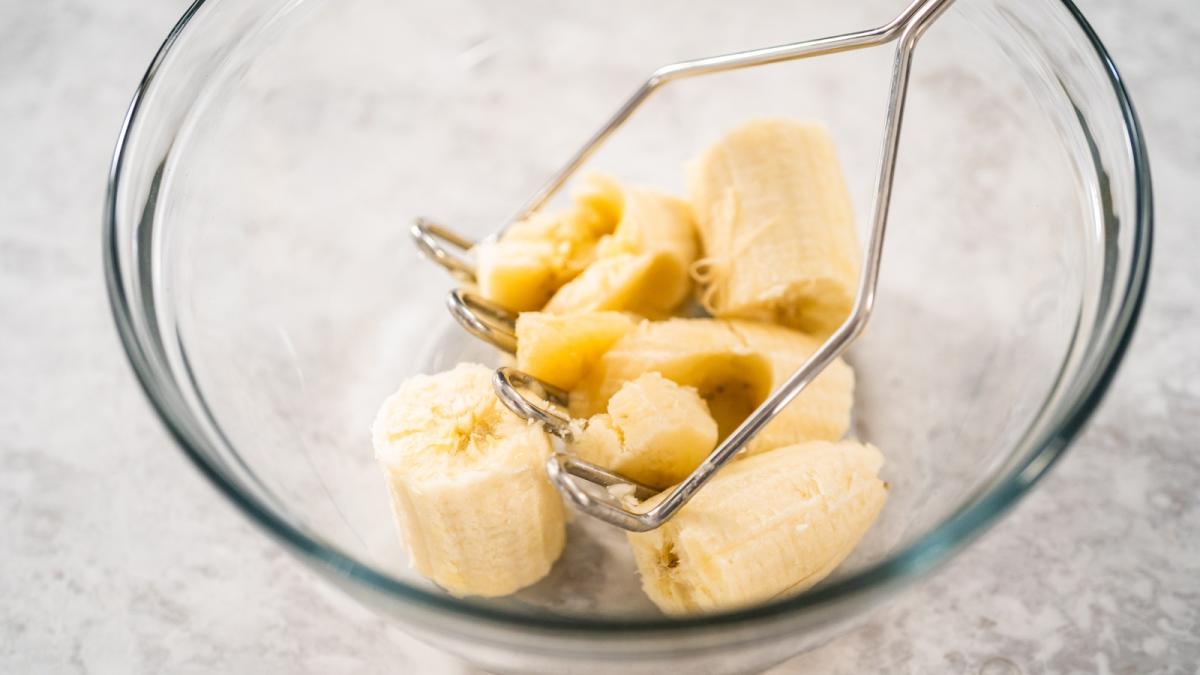 Freeze pureed fruit and honey for a sweet-tasting snack