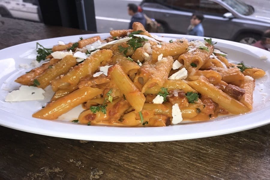 <p>Photo: Katrina M./<a href="https://www.yelp.com/biz_photos/mangia-macaroni-philadelphia?select=NCRuzXYCt1uFvXTZBBnSKQ&utm_campaign=dd9cc98d-79ad-4fd7-9fb3-5a65bb76b4b7%2C320ee7d4-2c13-4680-9f6a-1a02f705ae45&utm_medium=81024472-a80c-4266-a0e5-a3bf8775daa7" rel="nofollow noopener" target="_blank" data-ylk="slk:Yelp;elm:context_link;itc:0;sec:content-canvas" class="link ">Yelp</a></p>