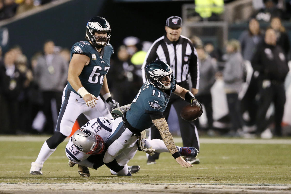 Edelman's TD Pass Leads Patriots Over Eagles 17-10