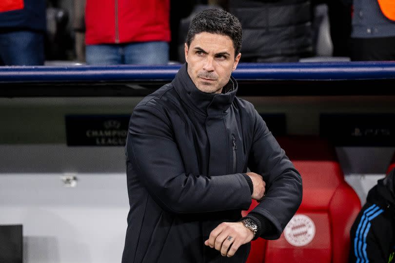 Mikel Arteta looks on prior to the UEFA Champions League quarter-final second leg match between FC Bayern München and Arsenal.