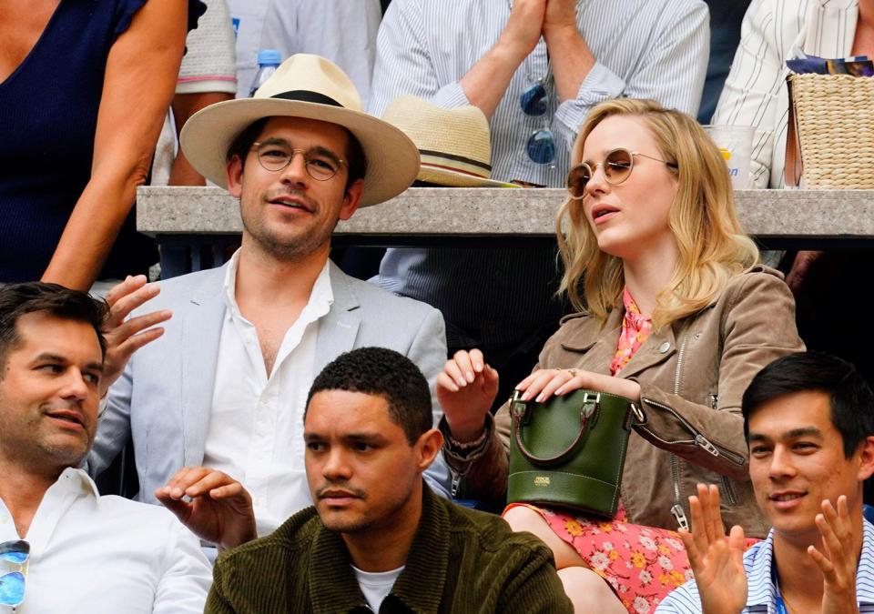 NEW YORK, NEW YORK - SEPTEMBER 08: Rachel Brosnahan and Jason Ralph at 2019 US Open Men's finals on September 08, 2019 in New York City. (Photo by Gotham/GC Images)