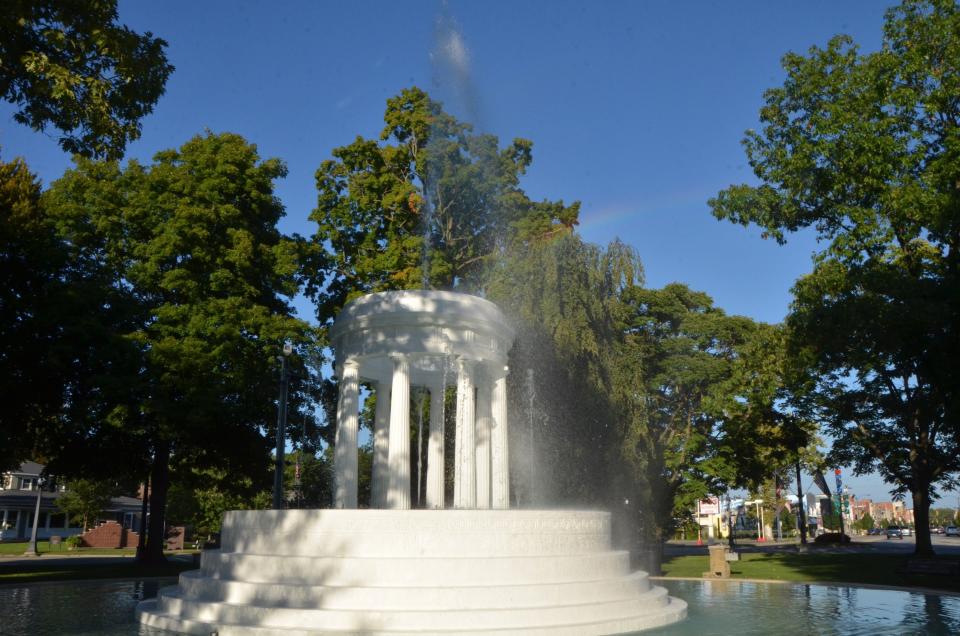 Brooks Memorial Fountain in downtown Marshall.