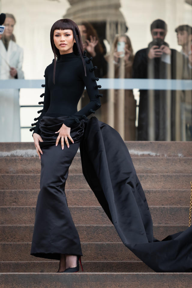 Zendaya Brings Goth Glamour in 5-Inch Louboutins to Schiaparelli's Spring  2024 Show in Paris