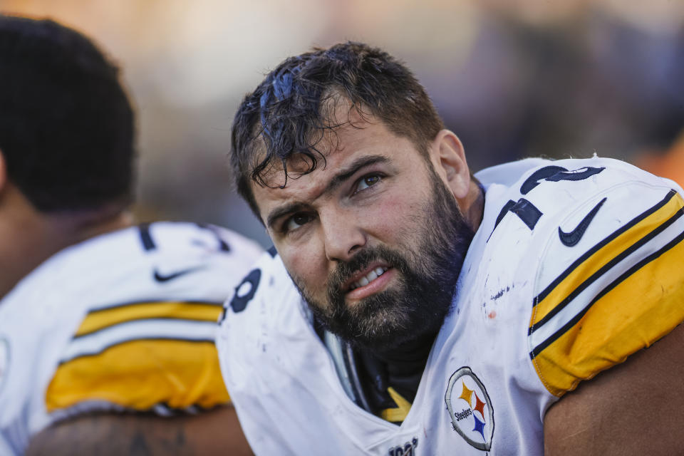 Alejandro Villanueva sits on the sideline.