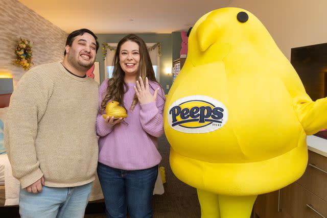 <p>Mark Stehle Photography for PEEPS</p> Matthew Rivera and Carly Jessup pose with the Peeps chick