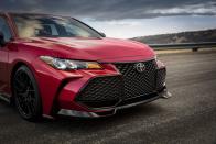 <p>Available in red, white, silver, and black, the Avalon TRD will go on sale soon with an asking price that's likely to be a few thousand dollars higher than the $38,920 Avalon V-6 XSE.</p>