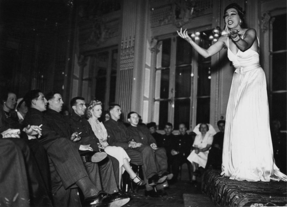 Josephine Baker biopic to be written and directed by Maïmouna Doucouré. (Photo by Fox Photos/Hulton Archive/Getty Images)