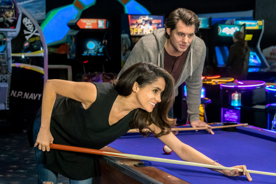 DATER'S HANDBOOK, from left: Meghan Markle, Kristoffer Polaha, (aired Jan. 30, 2016). photo: Liane Hentscher / ©Hallmark Channel / Courtesy: Everett Collection