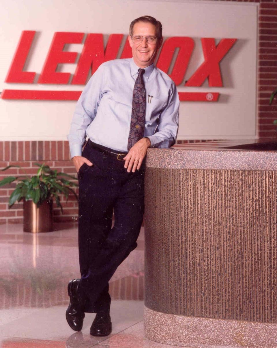 Longtime Lennox CEO and Marshalltown native John W. Norris Jr. died Jan 21 in Maine.