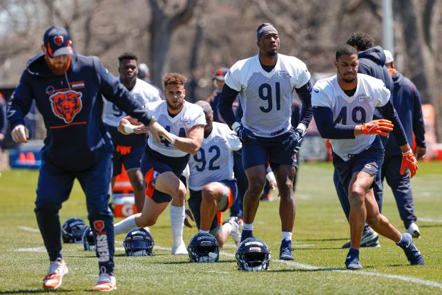 Dominique Robinson talks to Chicago Bears media for the first time