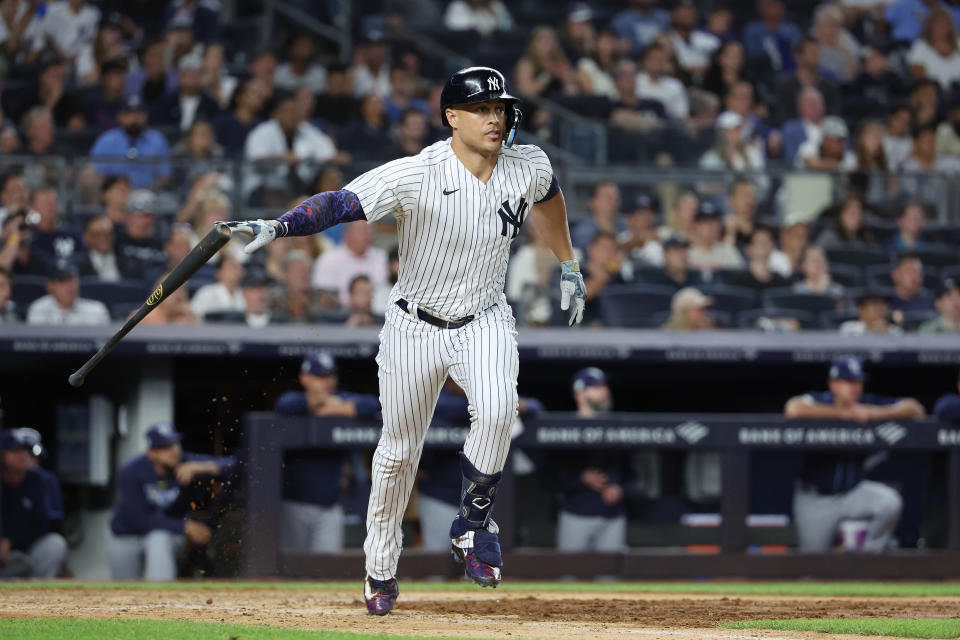 怪力男Giancarlo Stanton繳4支2包辦洋基4分打點。（MLB Photo by Al Bello/Getty Images）