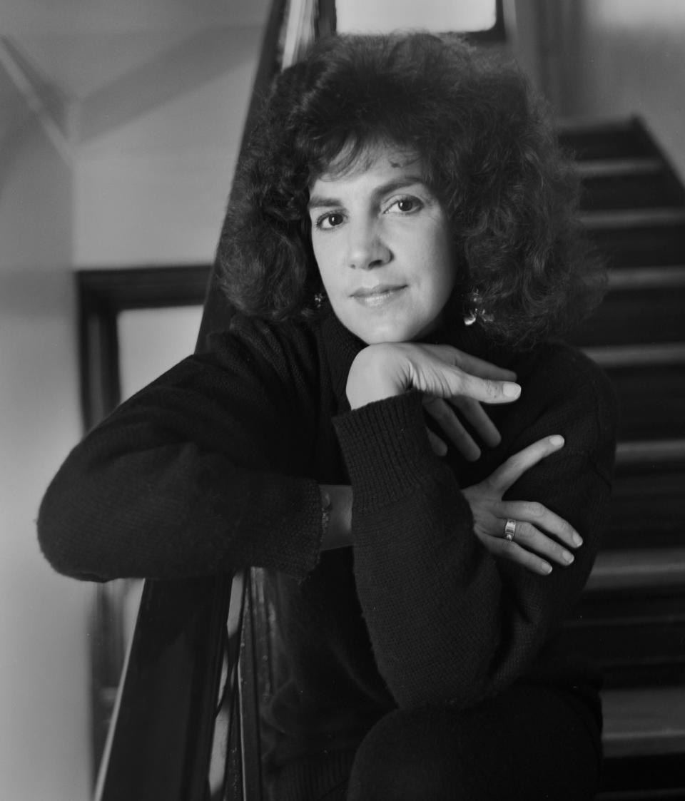 Mercedes Ruehl in 1984. (Photo: Aaron Rapoport via Getty Images)