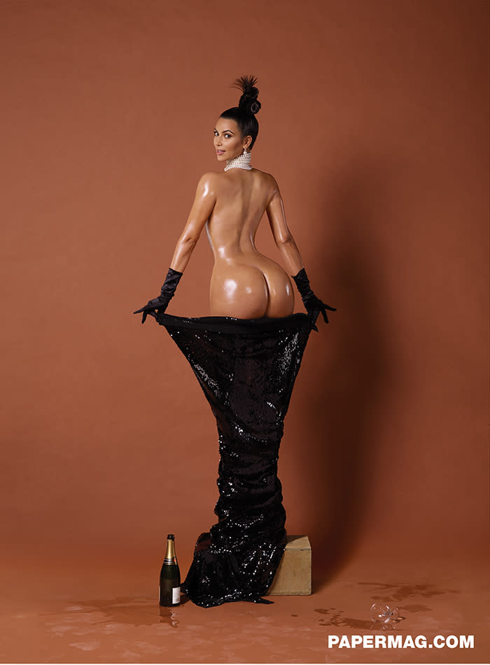 Kim Kardashian Porn Ass - Kylie Jenner recreates Kim Kardashian's infamous nude picture