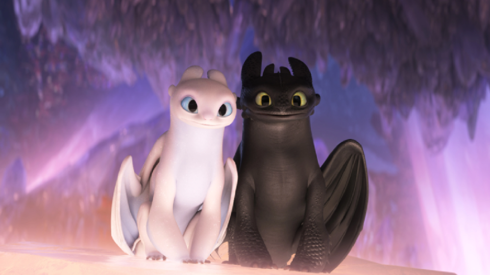 Toothless and his girlfriend in How To Train Your Dragon 3.