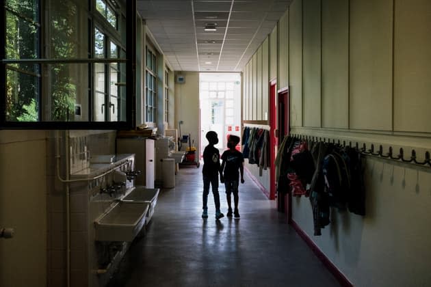 Plus d'un enfant sur deux se retient d'aller aux toilettes à l'école