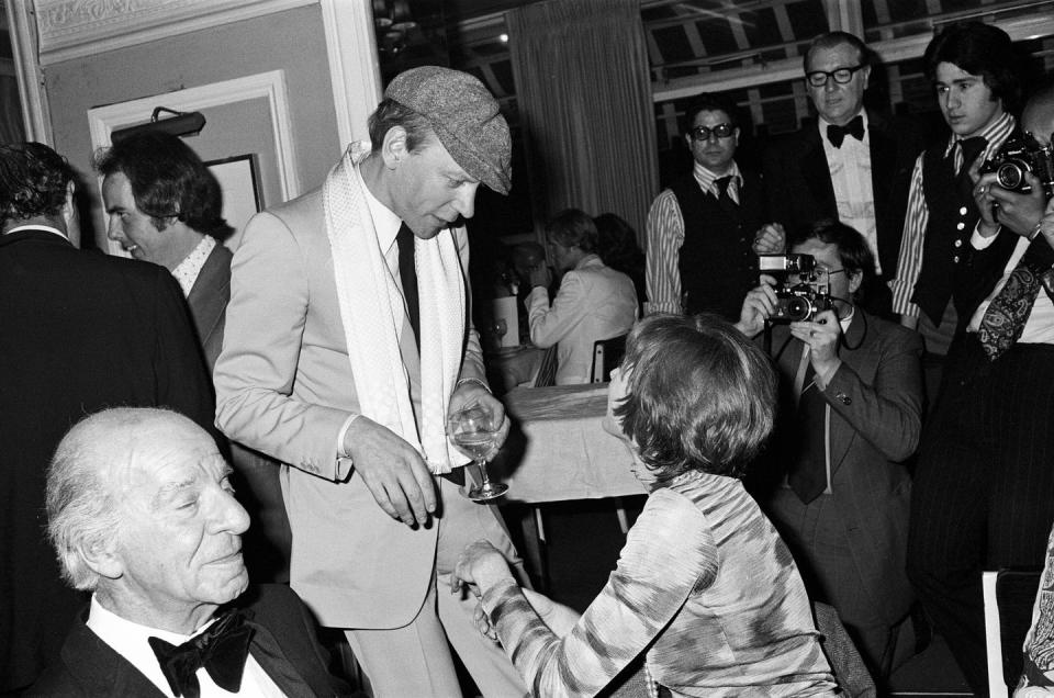 Just 89 Photos of Celebrities Partying in the '70s