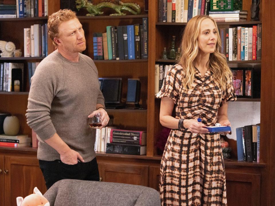 Kevin McKidd and Kim Raver on "Grey's Anatomy."