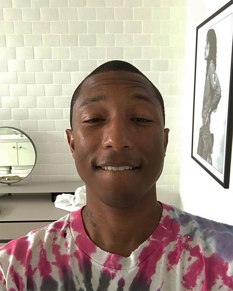 <p>Pharrell is the only fella to make our best celebrity beauty looks of the week list, and for good reason. He made a random appearance on Instagram during his vacation, showing off his youthful skin. Seriously, this man doesn’t age! (Photo: Instagram) </p>