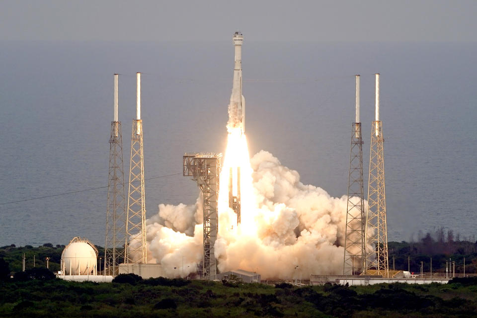 A United Launch Alliance Atlas V rocket carrying the Boeing Starliner crew capsule lifts off on a second test flight to the International Space Station from Space Launch Complex 41 at Cape Canaveral Space Force station in Cape Canaveral, Fla., Thursday, May 19, 2022. (AP Photo/John Raoux)