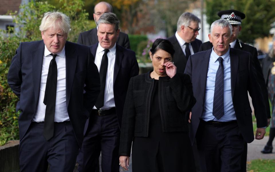 Sir Lindsay Hoyle joined Boris Johnson, Sir Keir Starmer and Priti Patel to lay wreaths in memory of the Southend West MP on Saturday - Andrew Parsons/10 Downing Street