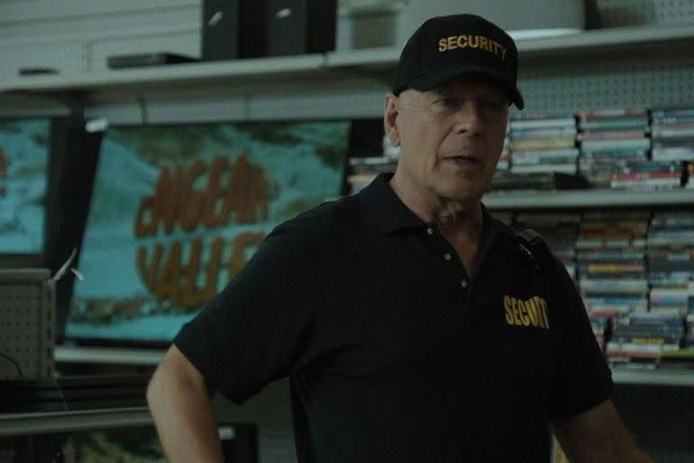 La última película que filmó Bruce Willis antes de su diagnóstico de demencia frontotemporal que arrasa en el primer puesto de Netflix en la Argentina