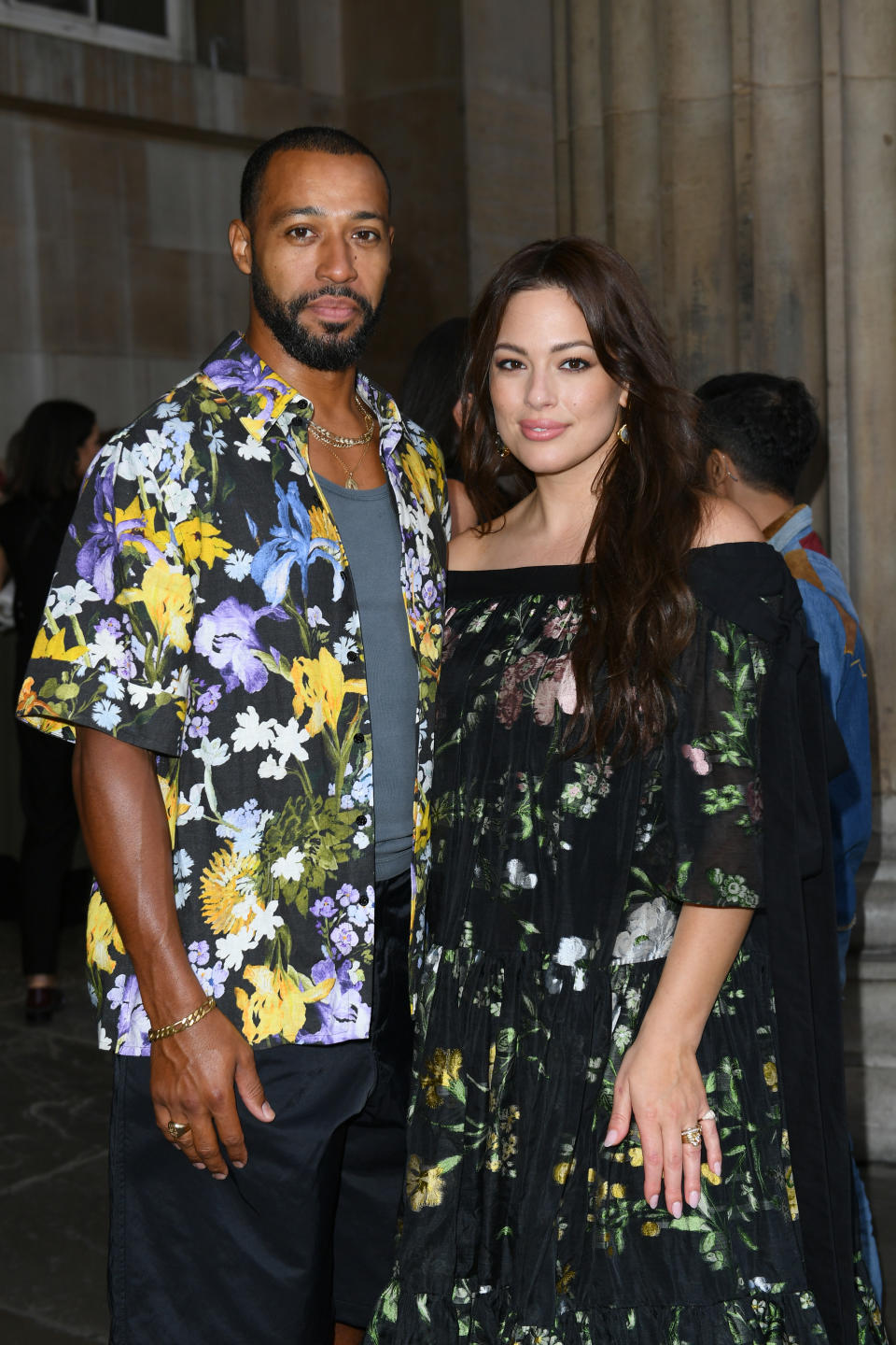 LONDON, ENGLAND - SEPTEMBER 17: Justin Ervin and Ashley Graham attend the Erdem show during London Fashion Week September 2023 at the The British Museum on September 17, 2023 in London, England. (Photo by Joe Maher/BFC/Getty Images)