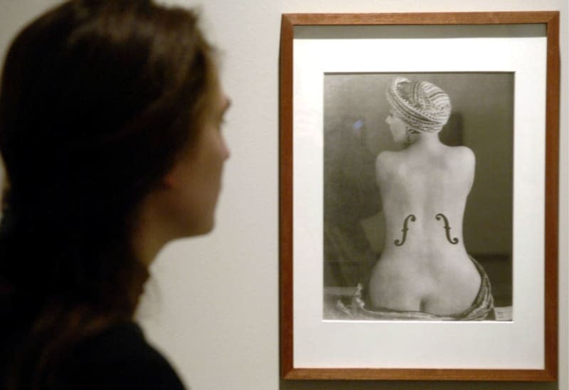 Man Ray's "Le Violon d'Ingres" is among the works being used to explore the influence of 1920s Paris on modern creative expression and avant-garde art in a new show in the Petit Palais in Paris. (archive photo) Patrick Lux/dpa