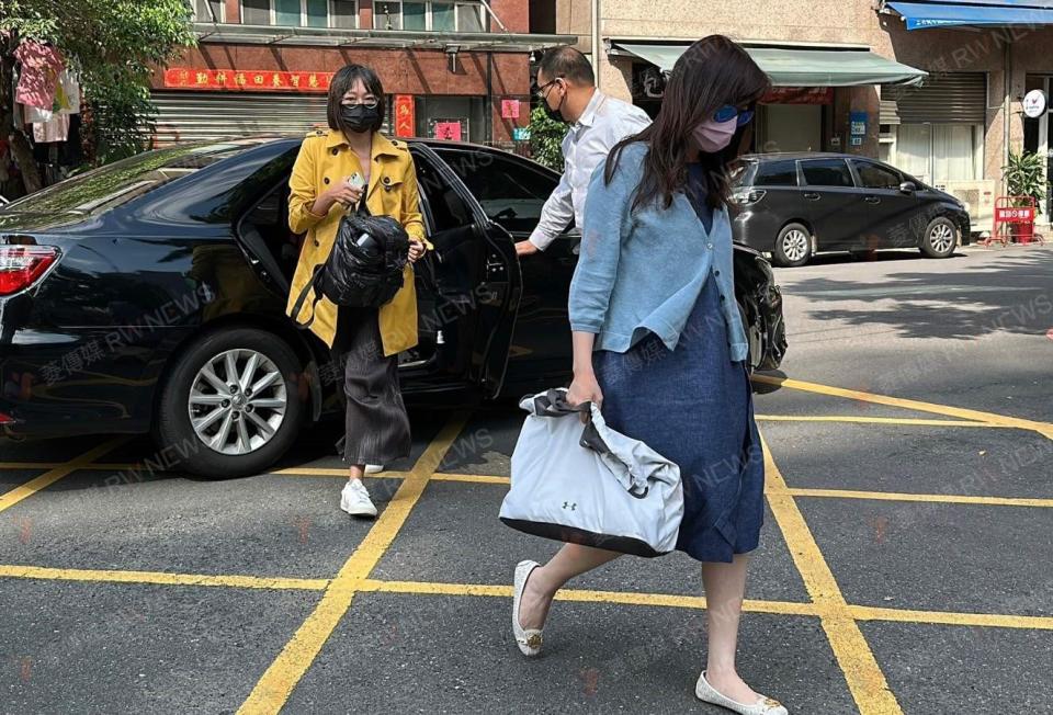 楊智惠指控調查官劉錦勳在台北市調處時「如影隨形」跟著她，讓她內心非常驚恐。林啟弘攝