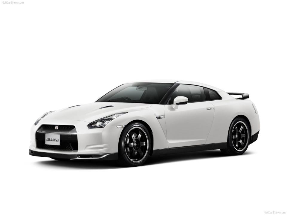 Nissan GT-R 35雖然於2007年推出，不過十年來不斷提升動力及改良表現，至今仍然是日系超跑代表。