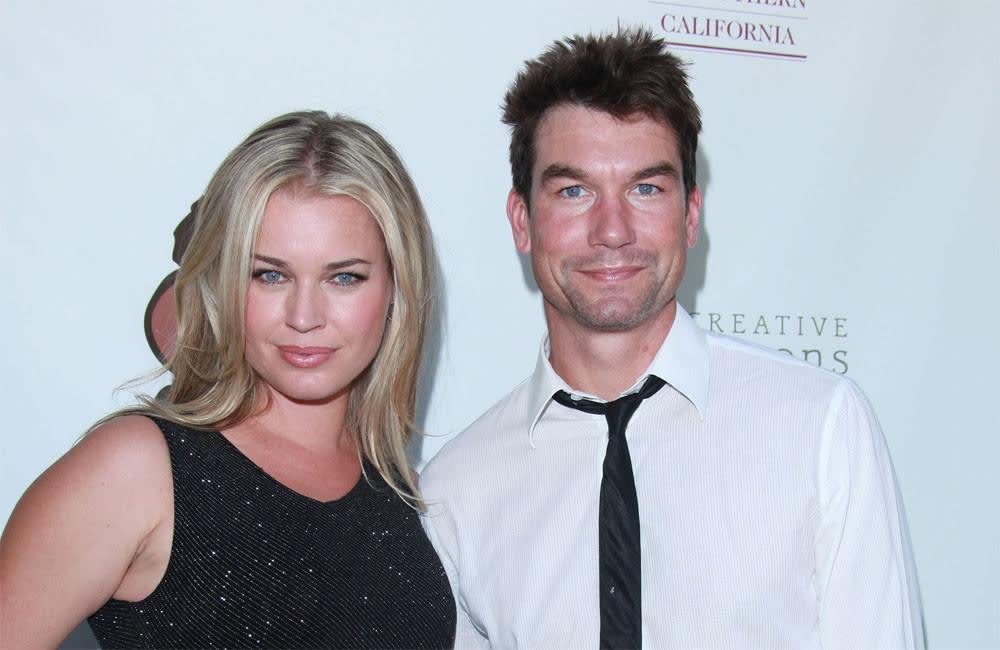 Rebecca Romijn and Jerry O'Connell haven't read John Stamos' book credit:Bang Showbiz