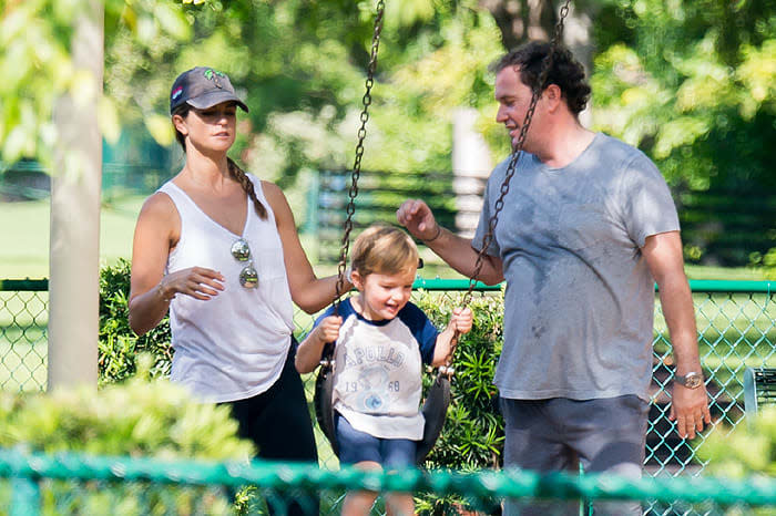 Magdalena de Suecia y Chris O´Neill con su hijo