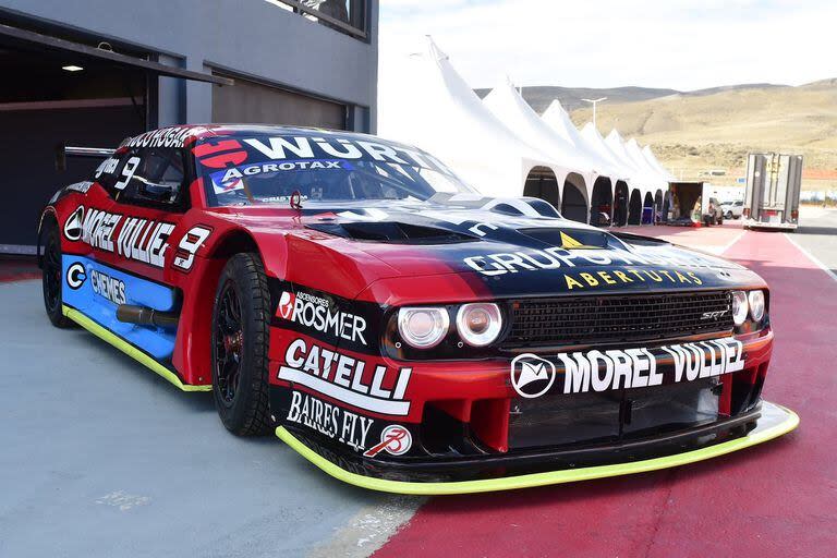 Juan Martín Trucco se inclinó por un Dodge Challenger, pero lidia para que el nuevo auto consiga la eficiencia aerodinámica de la cupé GTX que se usó durante décadas, y que aún es utilizable.