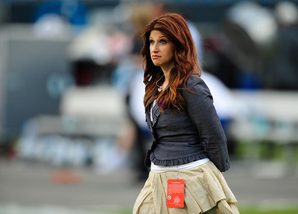 CHARLOTTE, NC - SEPTEMBER 20:  ESPN sideline reporter Rachel Nichols before a game between the New York Giants and the Carolina Panthers at Bank of America Stadium on September 20, 2012 in Charlotte, North Carolina. The Giants won 36-7.  (Photo by Grant Halverson/Getty Images)