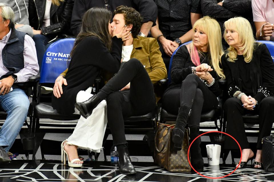 <h1 class="title">Celebrities At The Los Angeles Clippers Game</h1><cite class="credit">Photo: Getty Images</cite>