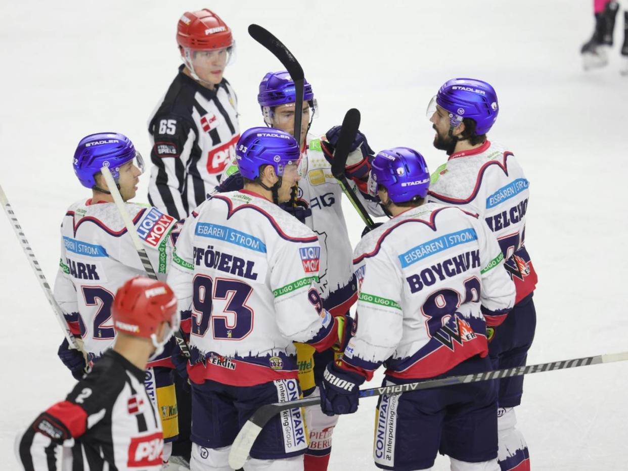 Eisbären streben großes Ziel an