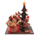 Au pied du sapin, 70€<br><p> Les cadeaux gourmands en chocolat lait, noir et blanc sont réunis au pied du sapin du Meilleur Ouvrier de France Yves Thuriès.<br> <br> <a href="https://yvesthuries.com/" rel="nofollow noopener" target="_blank" data-ylk="slk:https://yvesthuries.com/;elm:context_link;itc:0;sec:content-canvas" class="link ">https://yvesthuries.com/</a></p><br>