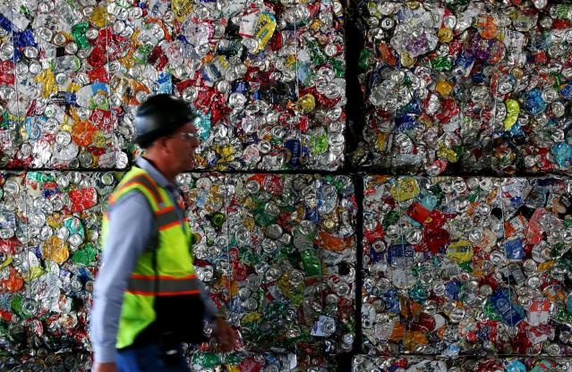 AG Tong Sues Reynolds over Non-Recyclable Hefty “Recycling” Trash