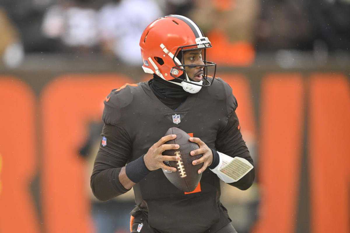 Browns face pressure to deliver as the 'official' Deshaun Watson era begins