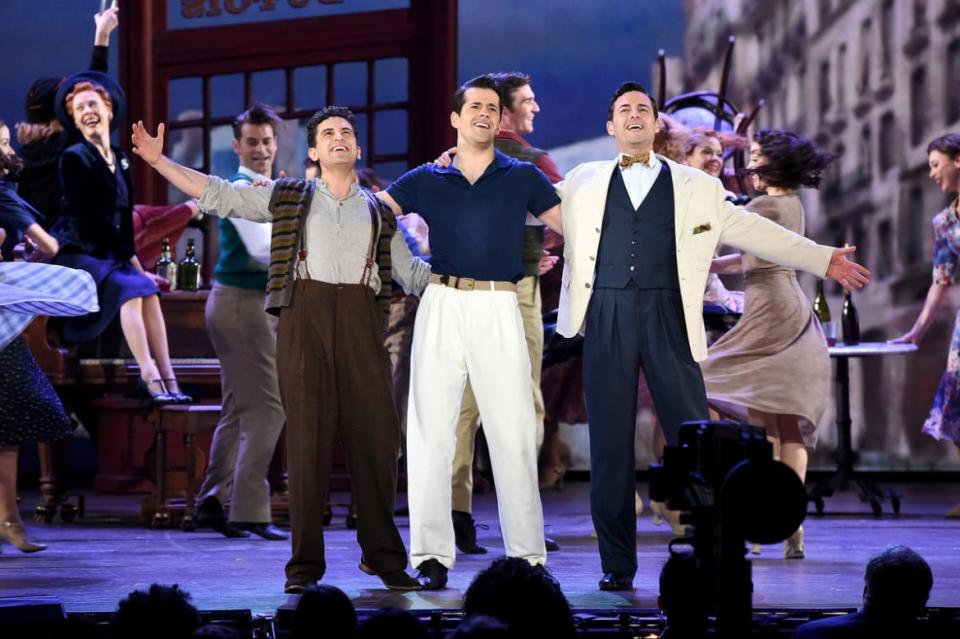 <div class="inline-image__caption"><p>Brandon Uranowitz, Robert Fairchild, Max von Essen and the cast of "An American in Paris" perform onstage at the 2015 Tony Awards at Radio City Music Hall on June 7, 2015 in New York City.</p></div> <div class="inline-image__credit">Theo Wargo/Getty Images for Tony Awards Productions</div>