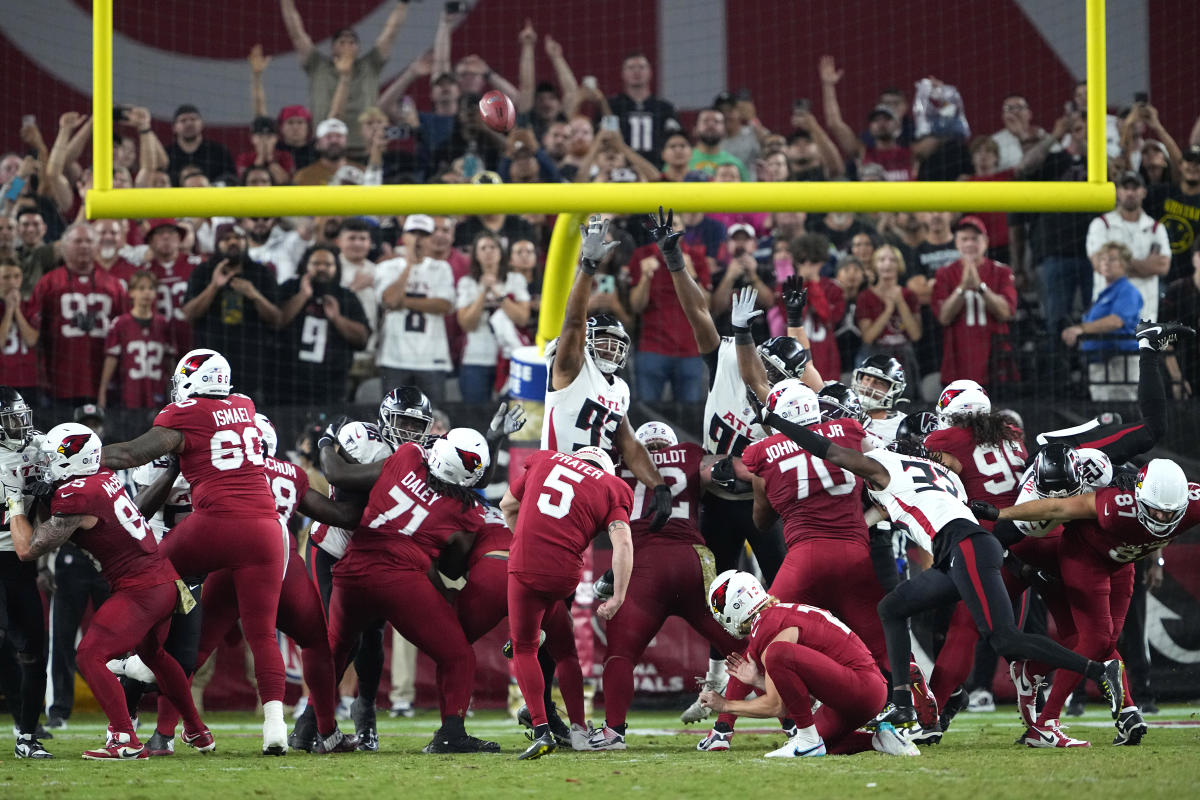 #5 NFL games end on field goals as time expires, most ever in one day