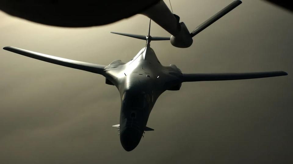 A U.S. Air Force B-1B Lancer bomber aircraft prepares to refuel from a KC-135 Stratotanker near Iraq March 25, 2003, while on a mission in support of Operation Iraqi Freedom. The crews of both aircraft were assigned to the 405th Air Expeditionary Wing at a forward-deployed location in Southwest Asia in support of operations Enduring Freedom and Iraqi Freedom. (Staff Sgt. Cherie A. Thurlby/Air Force)