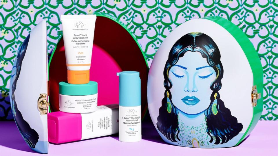 Best skincare gifts for beauty lovers: Drunk Elephant Saving Face Resurfacing Skincare Kit.