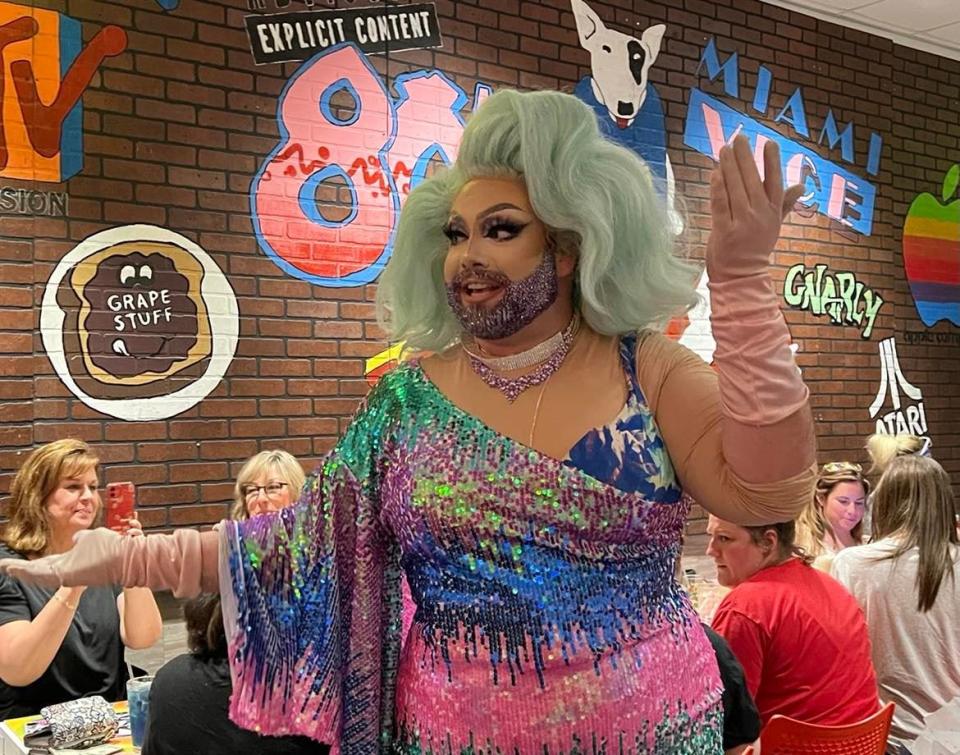 Drag queen Peach Fuzz jokes with players at a recent drag bingo night at That Pop Up Bar, an after hours spot on select dates at Twisted Citrus restaurant in North Canton.