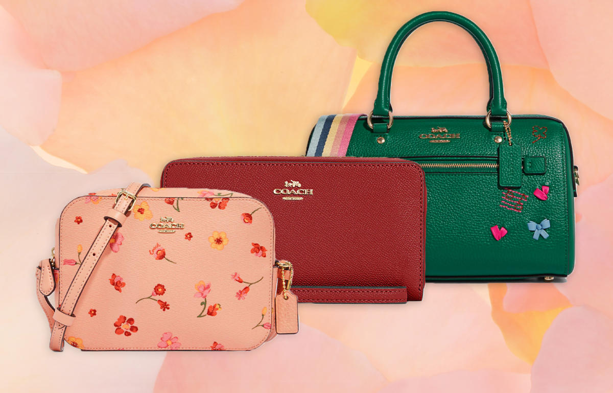 70% OFF + Extra 20% OFF Coach Outlet Sale (Cute Wristlets from $25