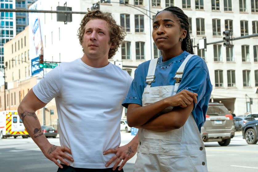 "THE BEAR" - "Beef" - Season 2, Episode 1 (Airs Thursday, June 22nd) Pictured: (l-r) Jeremy Allen White as Carmen "Carmy" Berzatto, Ayo Edebiri as Sydney Adamu. CR: Chuck Hodes/FX.