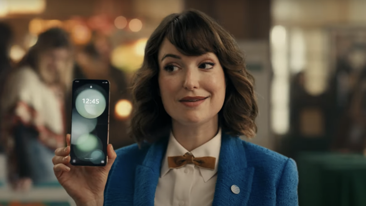  Milana Vayntrub in AT&T's Great Expectations commercial. 