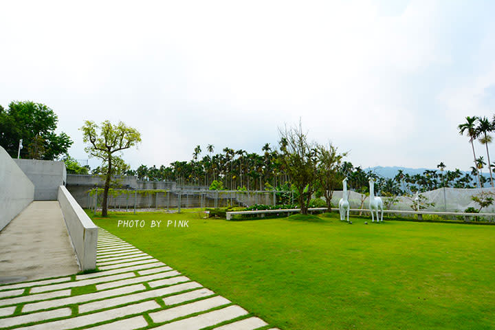 【南投草屯景點】毓繡美術館。隱藏山林間的私人美術館，需預約，無料參觀!-DSC_2651.jpg